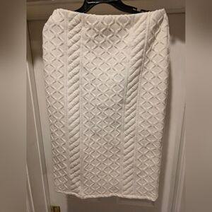 NWT Zara Elegant White Textured Skirt Large